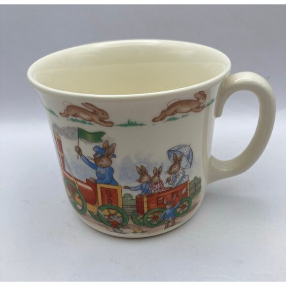 ROYAL DOULTONS England Bunnykins Plate 8" and Tea Cup 3.5"L x 3" Tall  1984 - Picture 7 of 14